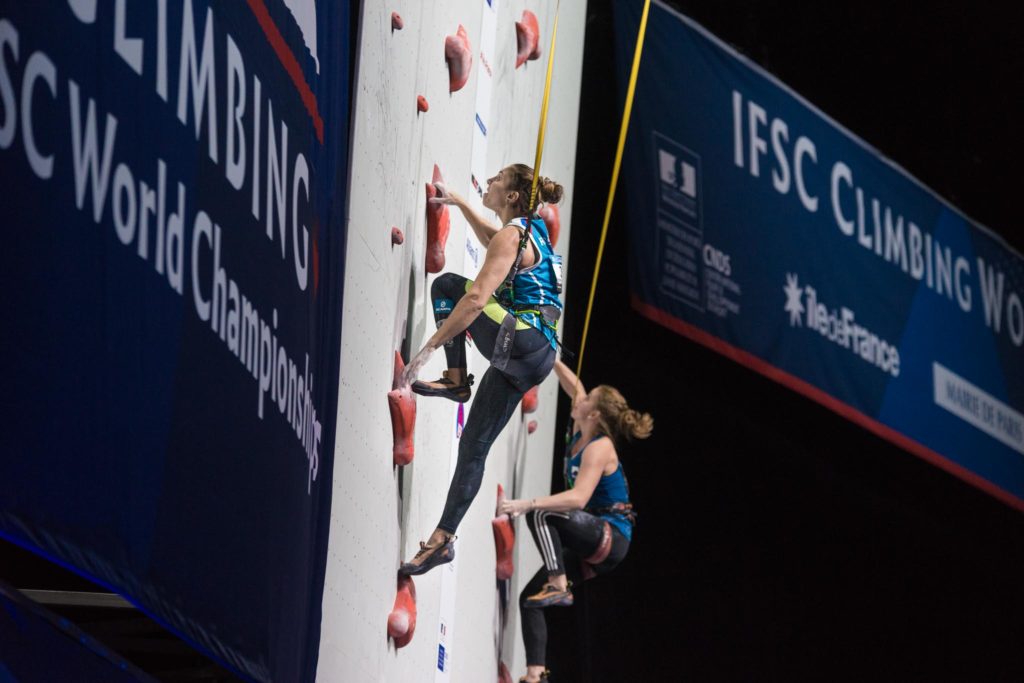 competitive-speed-climber-on-perfect-descent-auto-belay-paris-climbing-world-championship-2016
